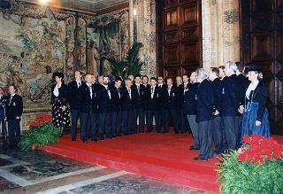 Incontro con il personale civile e militare del Segretariato Generale della Presidenza della Repubblica e successivo concerto eseguito dal Coro Cortina
