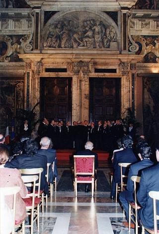 Incontro con il personale civile e militare del Segretariato Generale della Presidenza della Repubblica e successivo concerto eseguito dal Coro Cortina
