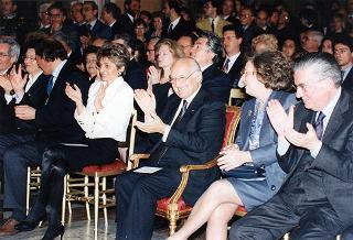 Incontro con il personale civile e militare del Segretariato Generale della Presidenza della Repubblica e successivo concerto eseguito dal Coro Cortina