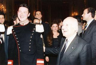 Incontro con il personale civile e militare del Segretariato Generale della Presidenza della Repubblica e successivo concerto eseguito dal Coro Cortina