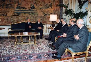 Il Presidente della Repubblica Oscar Luigi Scalfaro incontra Izraak Navon, ex Presidente dello Stato d'Israele, con Aviezer Pazner, ambasciatore d'Israele a Roma
