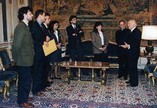 Il Presidente della Repubblica Oscar Luigi Scalfaro incontra Cecilia Carmassi e Andrea Longhi, presidenti nazionali della Federazione Universitaria Cattolica Italiana e alcuni componenti della Presidenza nazionale
