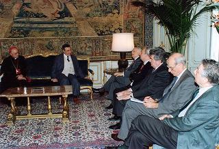 Il Presidente della Repubblica Oscar Luigi Scalfaro incontra l'avv. Giuseppe Gervasio, presidente nazionale dell'Azione Cattolica Italiana, e i componenti della Presidenza nazionale