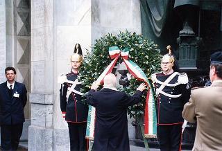 Milano: intervento del Presidente della Repubblica alle cerimonie conclusive delle celebrazioni per il 50° anniversario della Guerra di Liberazione