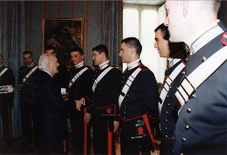 Delegazione di allievi della Scuola sottufficiali dei Carabinieri, in servizio di guardia d'onore al Palazzo del Quirinale