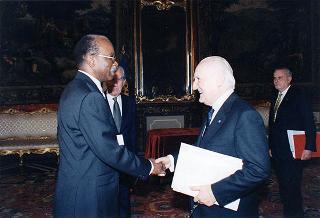 Ewald Cornelis Leeflang, nuovo ambasciatore della Repubblica del Suriname: presentazione lettere credenziali