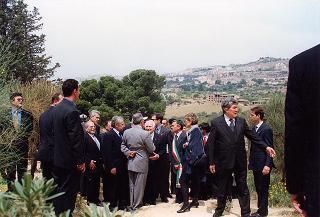Visita del Presidente della Repubblica Oscar Luigi Scalfaro alla città di Agrigento in occasione della riapertura del Teatro "Luigi Pirandello"