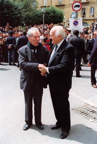 Visita del Presidente della Repubblica Oscar Luigi Scalfaro alla città di Agrigento in occasione della riapertura del Teatro "Luigi Pirandello"