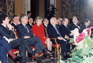 Intervento del Presidente della Repubblica Oscar Luigi Scalfaro alla cerimonia di consegna delle "Stelle al merito del lavoro" ai nuovi Maestri del lavoro del Lazio e dell'Umbria
