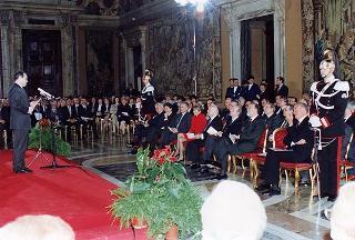 Intervento del Presidente della Repubblica Oscar Luigi Scalfaro alla cerimonia di consegna delle "Stelle al merito del lavoro" ai nuovi Maestri del lavoro del Lazio e dell'Umbria
