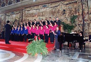 Il Presidente della Repubblica Oscar Luigi Scalfaro partecipa al voncerto corale &quot;La canzone napoletana dal 1700 al 1900&quot;, eseguito da &quot;I cantori di Posillipo&quot;