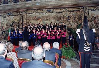 Il Presidente della Repubblica Oscar Luigi Scalfaro partecipa al voncerto corale "La canzone napoletana dal 1700 al 1900", eseguito da "I cantori di Posillipo"