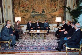 Esponenti dell'Unione degli Istriani, per presentare il volume Albo d'oro dei caduti e dei martiri della Venezia Giulia e della Dalmazia