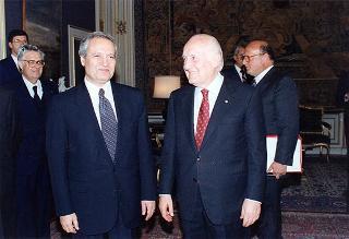 Farouk Al Sharaa, ministro degli affari esteri della Repubblica Araba Siriana