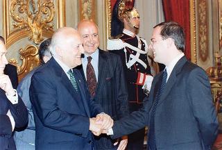 Il Presidente della Repubblica Oscar Luigi Scalfaro riceve il comitato d'onore, la giuria e i candidati ai Premi David di Donatello per il 1995