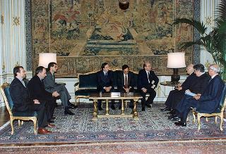 Prefetto Enzo Mosino, presidente dell'Associazione nazionale funzionari dell'Amministrazione civile dell'Interno, con gli esponenti dell'ANFACI, e pref. prof. Vittorio Stelo, direttore generale per l'Amministrazione generale e per gli affari del personale del Ministero dell'interno