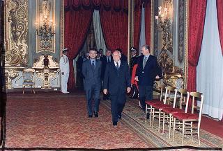 Il Presidente della Repubblica Oscar Luigi Scalfaro riceve in udienza il prof. Marcello Panettoni, presidente dell'Unione delle Province d'Italia, con i presidenti neo-eletti delle Province
