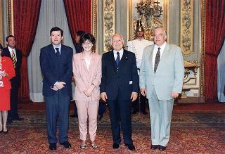 Il Presidente della Repubblica Oscar Luigi Scalfaro riceve in udienza il prof. Marcello Panettoni, presidente dell'Unione delle Province d'Italia, con i presidenti neo-eletti delle Province