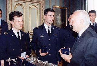 Delegazione di allievi dell'Accademia Aeronautica di Pozzuoli, in servizio di guardia d'onore al Palazzo del Quirinale