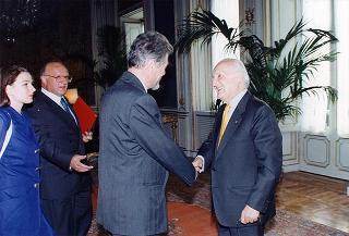 Incontro del Presidente della Repubblica Oscar Luigi Scalfaro con il prof. Emil Constantinescu, presidente della Convenzione Democratica della Romania e rettore dell'Università di Bucarest