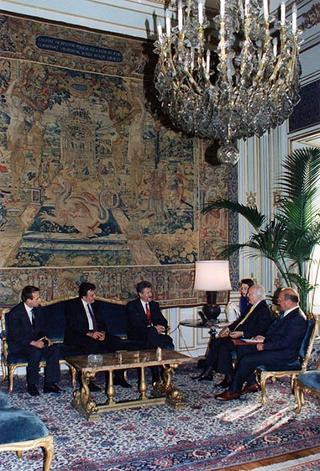 Incontro del Presidente della Repubblica Oscar Luigi Scalfaro con il prof. Emil Constantinescu, presidente della Convenzione Democratica della Romania e rettore dell'Università di Bucarest