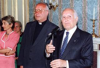 Colazione nei giardini del Quirinale offerta da Marianna Scalfaro ad un gruppo di giovani slovacchi