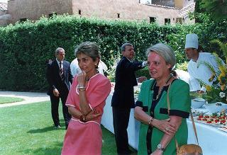 Colazione nei giardini del Quirinale offerta da Marianna Scalfaro ad un gruppo di giovani slovacchi