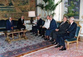 Gen. Giuseppe Ioli, presidente dell'Unione Nazionale Italiana Reduci Russia, con alcuni esponenti del sodalizio