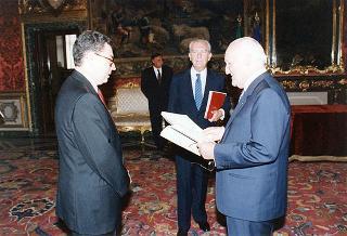 Oscar Cabello Sarubbi, nuovo ambasciatore della Repubblica del Paraguay: presentazione lettere credenziali