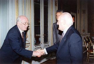 Il Presidente della Repubblica Oscar Luigi Scalfaro incontra il prof. Giorgio Salvini, ministro dell'università e della ricerca scientifica e tecnologica, con esponenti del mondo della ricerca e dell'università