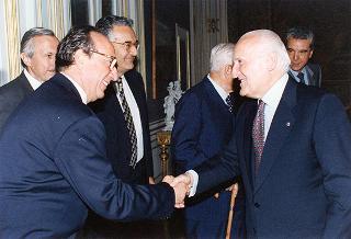 Il Presidente della Repubblica Oscar Luigi Scalfaro incontra il prof. Giorgio Salvini, ministro dell'università e della ricerca scientifica e tecnologica, con esponenti del mondo della ricerca e dell'università