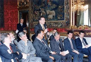 Il Presidente della Repubblica Oscar Luigi Scalfaro riceve Alessandra Guerra, presidente della Conferenza dei presidenti delle Regioni e delle Province Autonome, ed i componenti la Conferenza