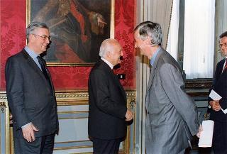 Il Presidente della Repubblica Oscar Luigi Scalfaro riceve Alessandra Guerra, presidente della Conferenza dei presidenti delle Regioni e delle Province Autonome, ed i componenti la Conferenza