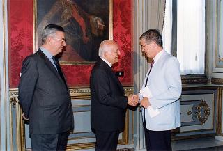 Il Presidente della Repubblica Oscar Luigi Scalfaro riceve Alessandra Guerra, presidente della Conferenza dei presidenti delle Regioni e delle Province Autonome, ed i componenti la Conferenza