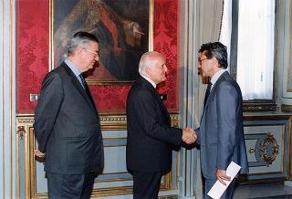 Il Presidente della Repubblica Oscar Luigi Scalfaro riceve Alessandra Guerra, presidente della Conferenza dei presidenti delle Regioni e delle Province Autonome, ed i componenti la Conferenza