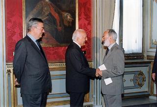 Il Presidente della Repubblica Oscar Luigi Scalfaro riceve Alessandra Guerra, presidente della Conferenza dei presidenti delle Regioni e delle Province Autonome, ed i componenti la Conferenza