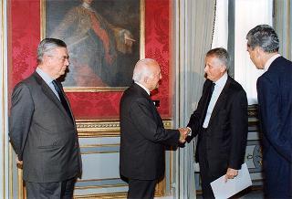 Il Presidente della Repubblica Oscar Luigi Scalfaro riceve Alessandra Guerra, presidente della Conferenza dei presidenti delle Regioni e delle Province Autonome, ed i componenti la Conferenza