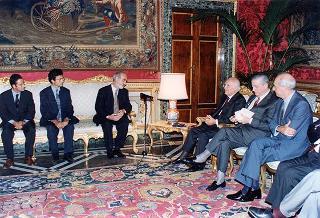 Il Presidente della Repubblica Oscar Luigi Scalfaro  com Enzo Iacopino, presidente dell'Associazione stampa parlamentare