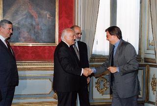 Il Presidente della Repubblica Oscar Luigi Scalfaro  com Enzo Iacopino, presidente dell'Associazione stampa parlamentare