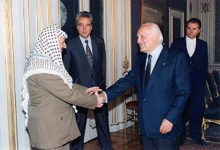 Incontro del Presidente della Repubblica Oscar Luigi Scalfaro con Yasser Arafat, Presidente dell'Autorità Nazionale Palestinese