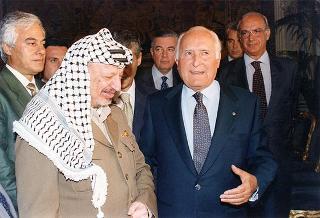 Incontro del Presidente della Repubblica Oscar Luigi Scalfaro con Yasser Arafat, Presidente dell'Autorità Nazionale Palestinese
