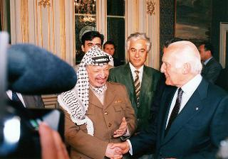Incontro del Presidente della Repubblica Oscar Luigi Scalfaro con Yasser Arafat, Presidente dell'Autorità Nazionale Palestinese