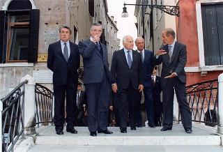 Intervento del Presidente della Repubblica a Venezia per assistere alla Regata Storica e alla proiezione del film "Par-dela les nuages", presentato nell'ambito della 52^ Mostra internazionale d'arte cinematografica