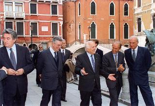 Intervento del Presidente della Repubblica a Venezia per assistere alla Regata Storica e alla proiezione del film "Par-dela les nuages", presentato nell'ambito della 52^ Mostra internazionale d'arte cinematografica