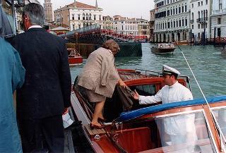 Intervento del Presidente della Repubblica a Venezia per assistere alla Regata Storica e alla proiezione del film "Par-dela les nuages", presentato nell'ambito della 52^ Mostra internazionale d'arte cinematografica