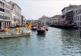 Intervento del Presidente della Repubblica a Venezia per assistere alla Regata Storica e alla proiezione del film "Par-dela les nuages", presentato nell'ambito della 52^ Mostra internazionale d'arte cinematografica