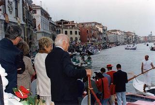 Intervento del Presidente della Repubblica a Venezia per assistere alla Regata Storica e alla proiezione del film "Par-dela les nuages", presentato nell'ambito della 52^ Mostra internazionale d'arte cinematografica