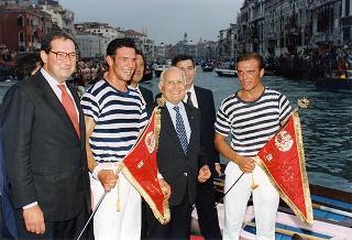 Intervento del Presidente della Repubblica a Venezia per assistere alla Regata Storica e alla proiezione del film "Par-dela les nuages", presentato nell'ambito della 52^ Mostra internazionale d'arte cinematografica