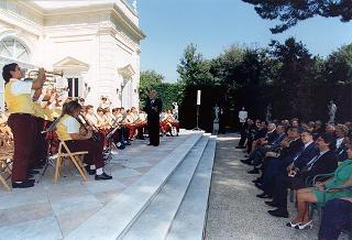 Giovani componenti il concerto bandistico "I ragazzi di Don Bosco" e successiva colazione
