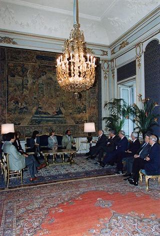 Incontro del Presidente della Repubblica Oscar Luigi Scalfaro con Giuseppe Giulietti e alcuni componenti il Comitato interparlamentare per la tutela e la libertà dell'informazione